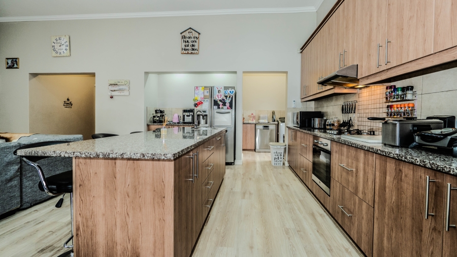 3 Bedroom Property for Sale in Sonkring Western Cape